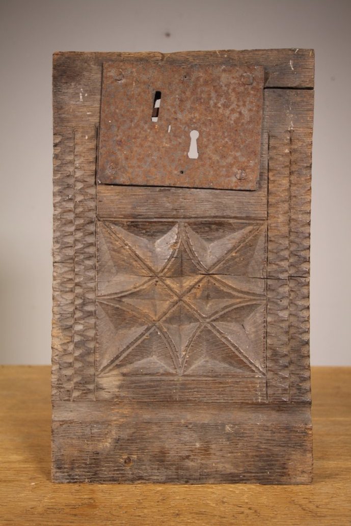 Mediaeval English Antique Locking Plate