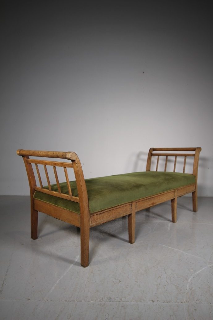 Fabulous English Antique Oak Sofa / Window Seat