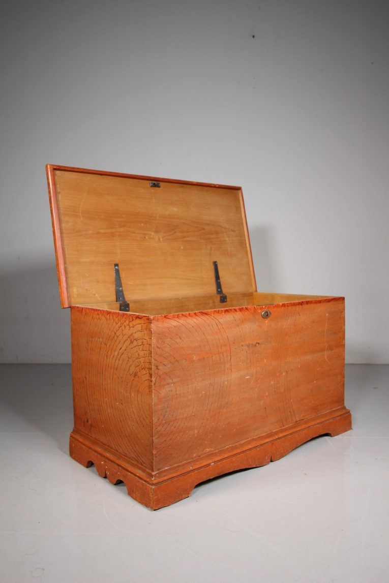 Georgian Original Painted Pine Antique Bedding Box