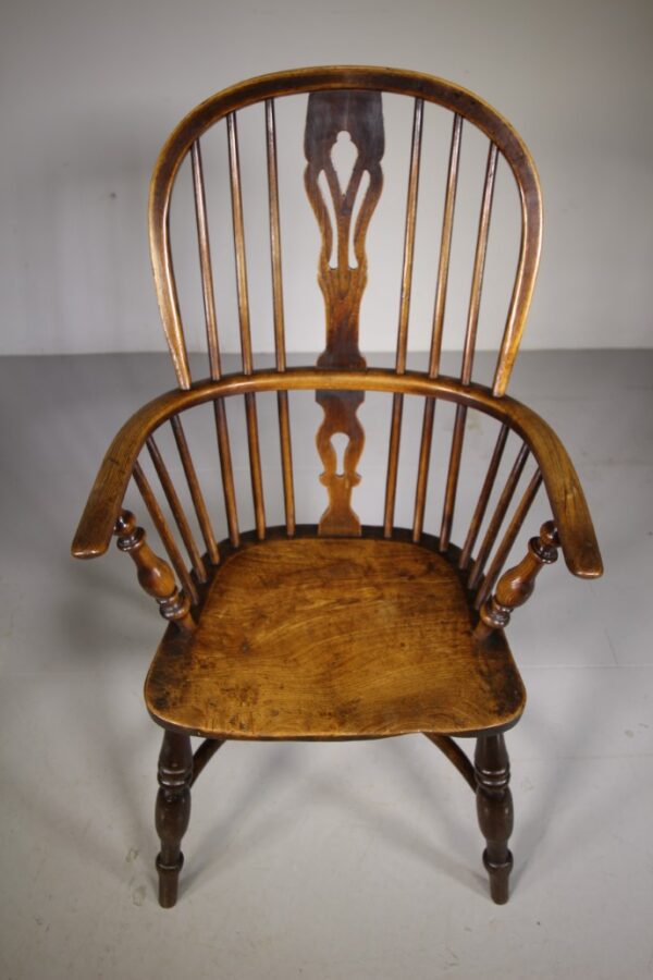 Fred Walker of Rockley Antique Windsor Chair | Miles Griffiths Antiques