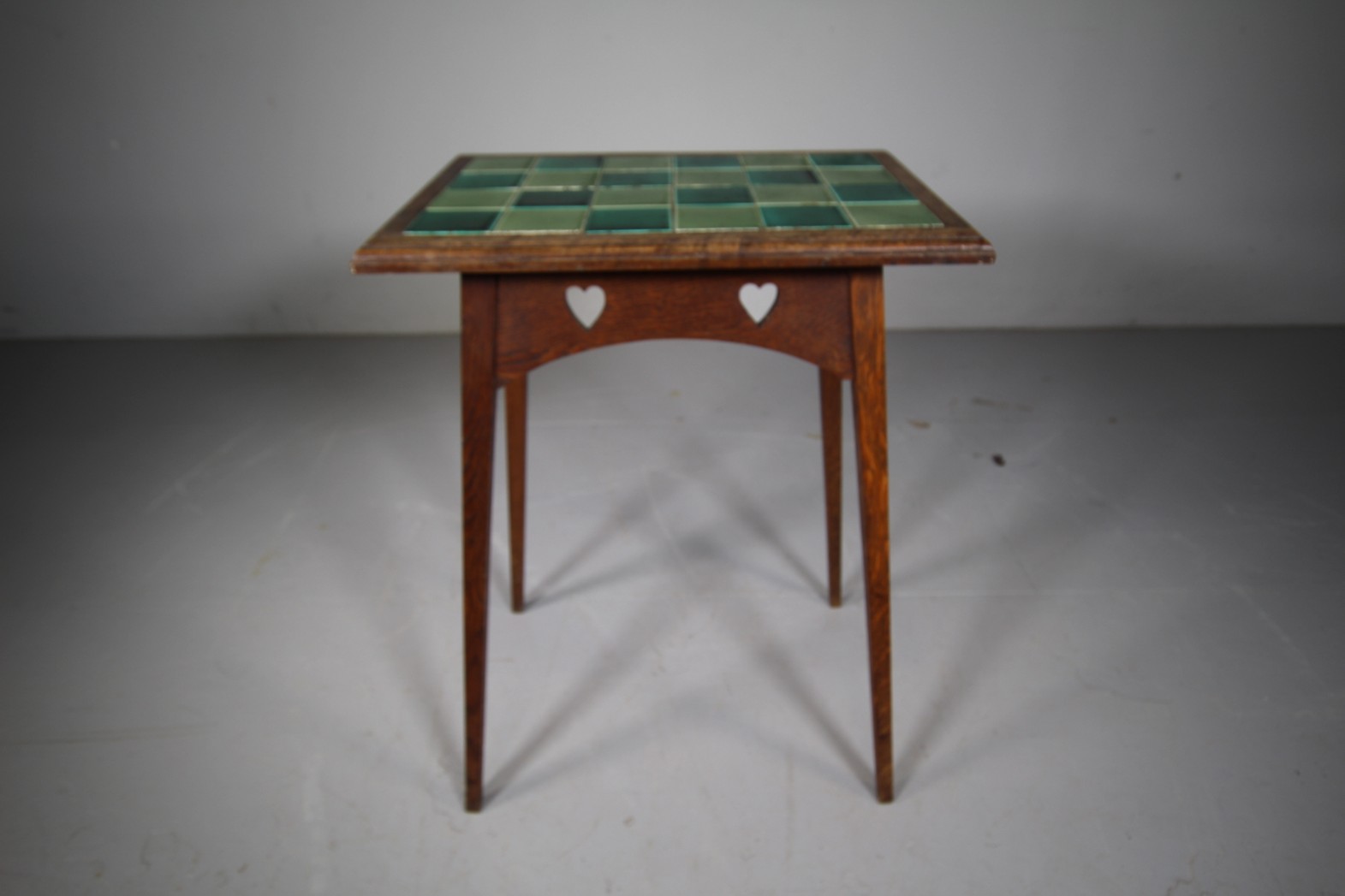 Liberty London 19th Century Antique Oak Heart Motif Side Table - Image 4
