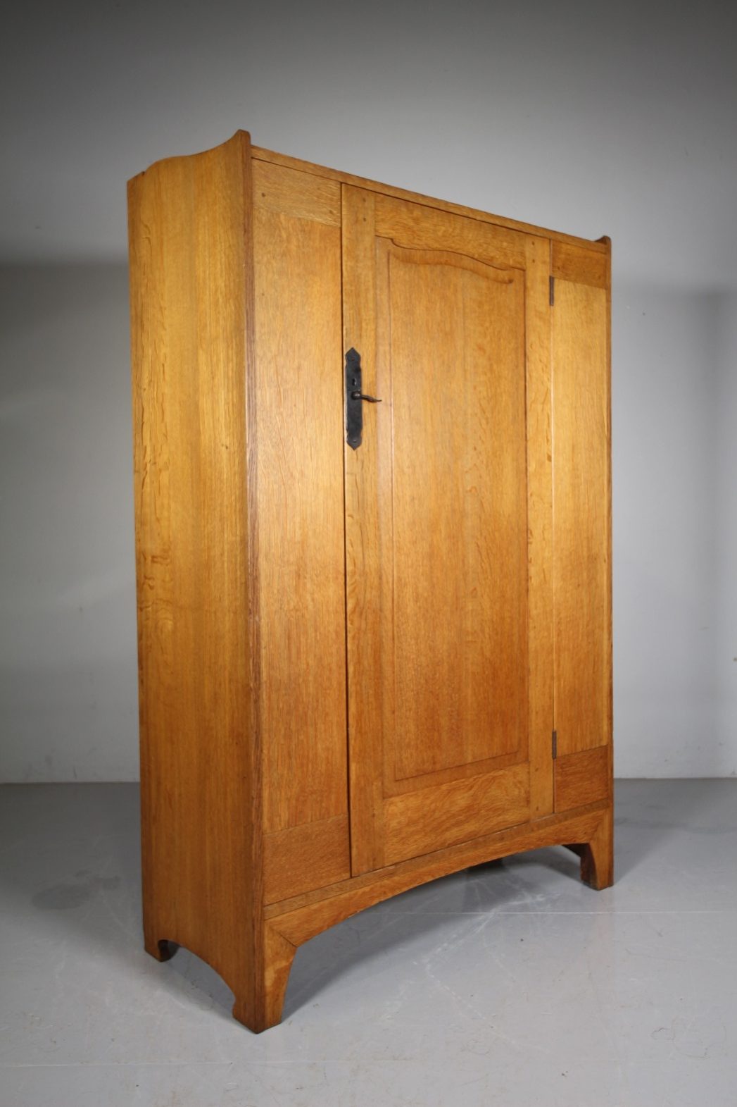 Rare Early Heals Antique Oak Hanging Cupboard