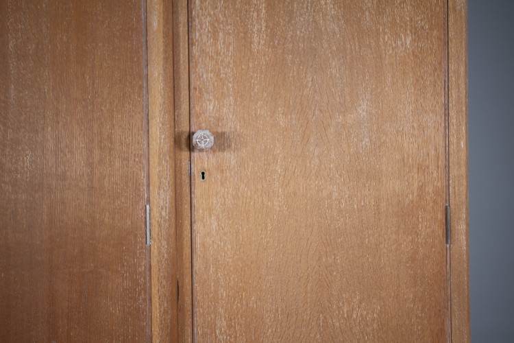 Fabulous Heals 1920's Oak Triple Wardrobe - Splits Up - Image 11