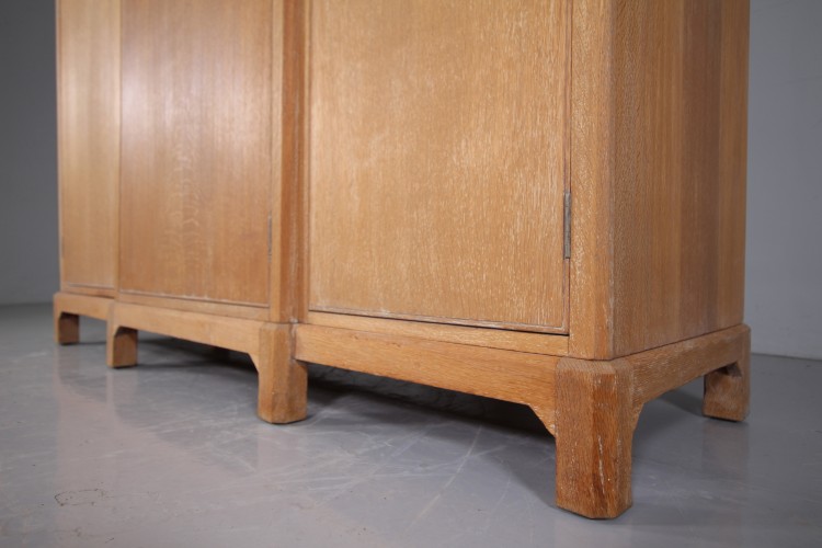 Fabulous Heals 1920's Oak Triple Wardrobe - Splits Up - Image 12