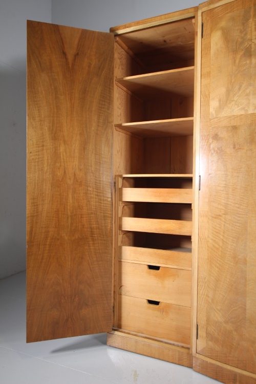 Wonderful Heals Antique Sycamore Triple Bow Front Wardrobe - Labelled - Image 6