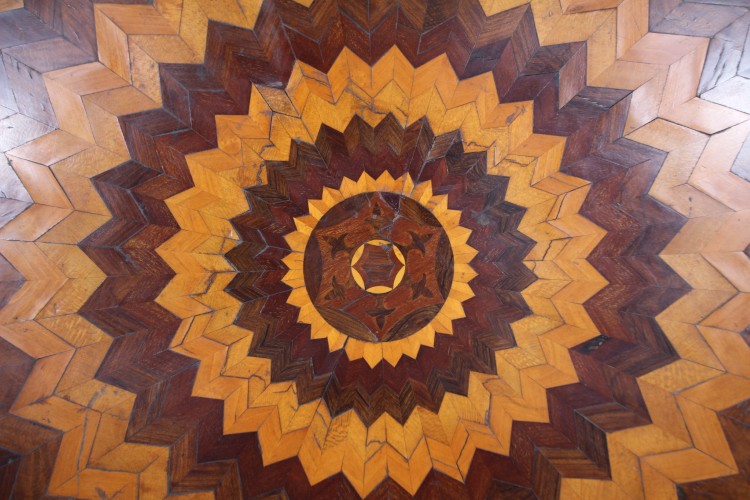 Amazing Irish 19th Century Antique Killarney Inlaid Table Top - Image 8