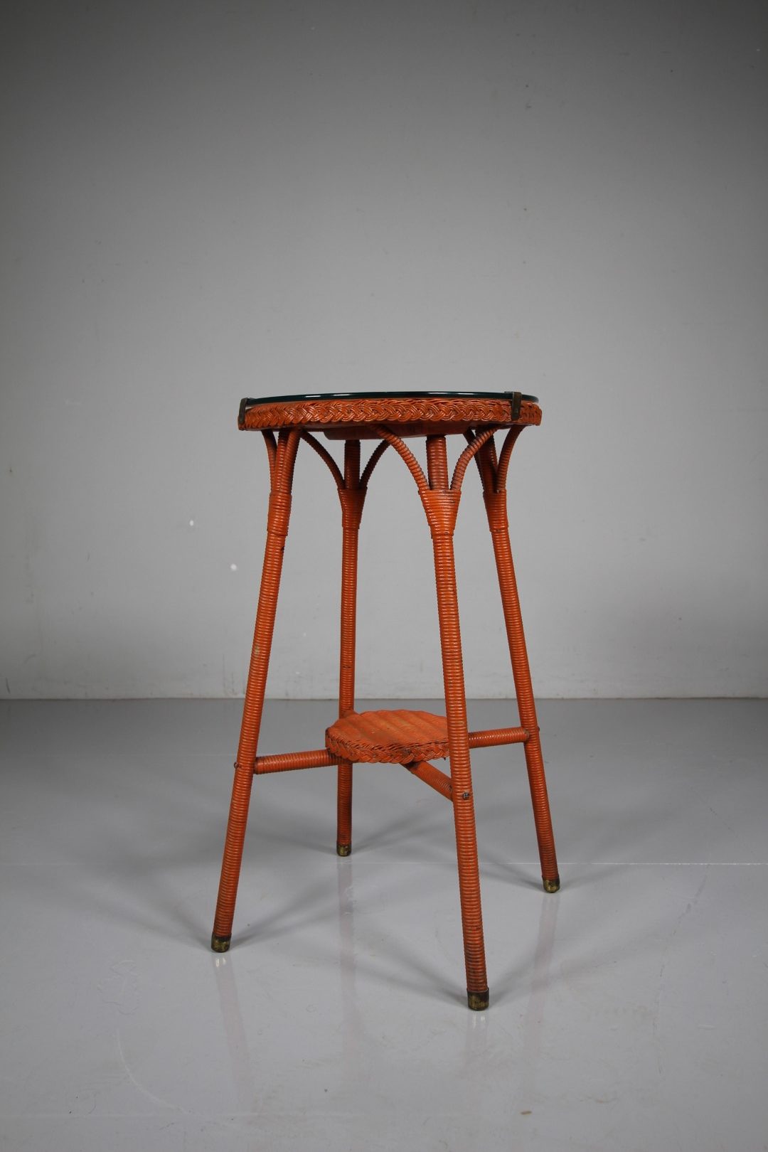 English 1930’s Lloyd Loom Side Table – Original Paint