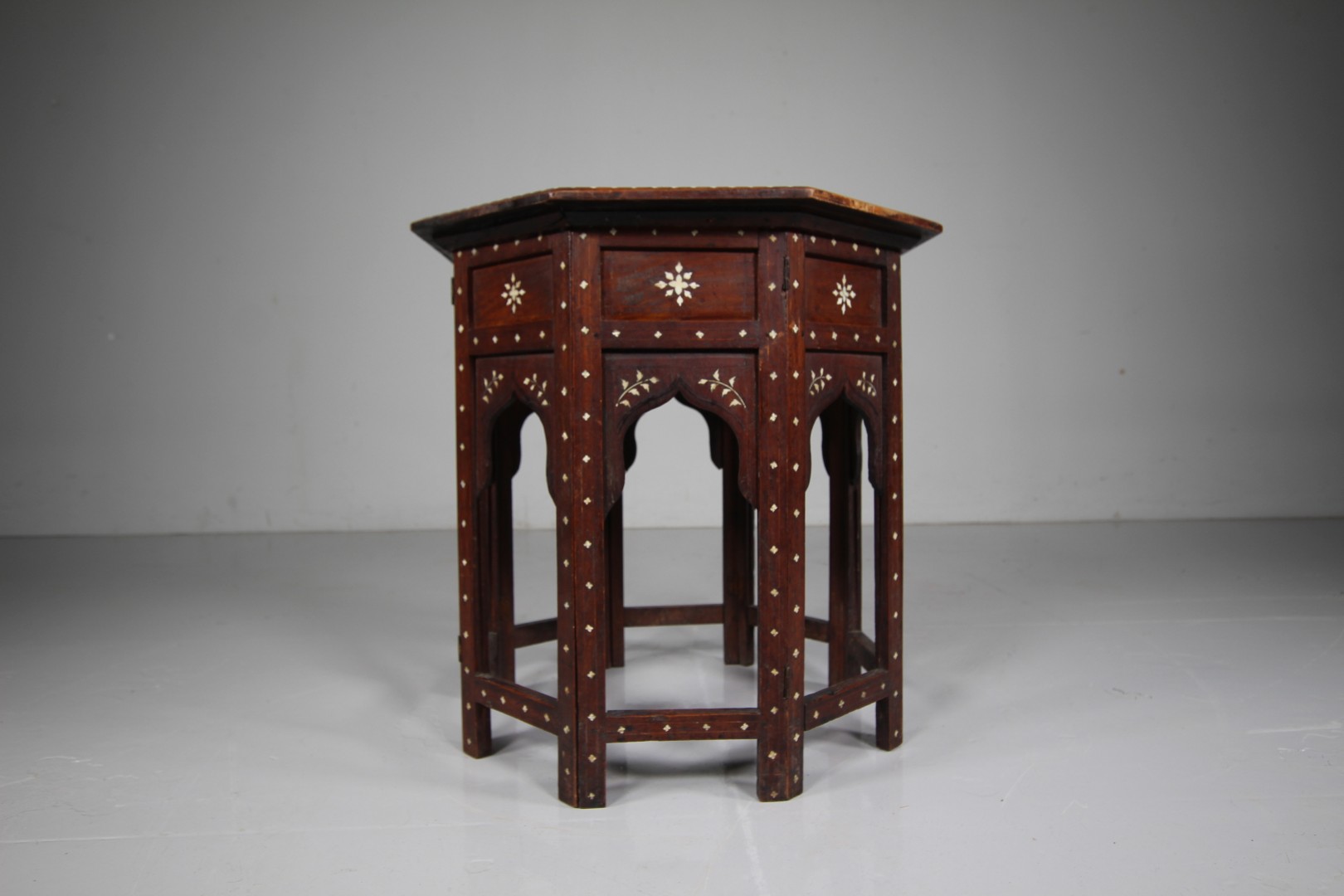 Quality Edwardian Antique Moorish Inlaid Side Table - Image 6