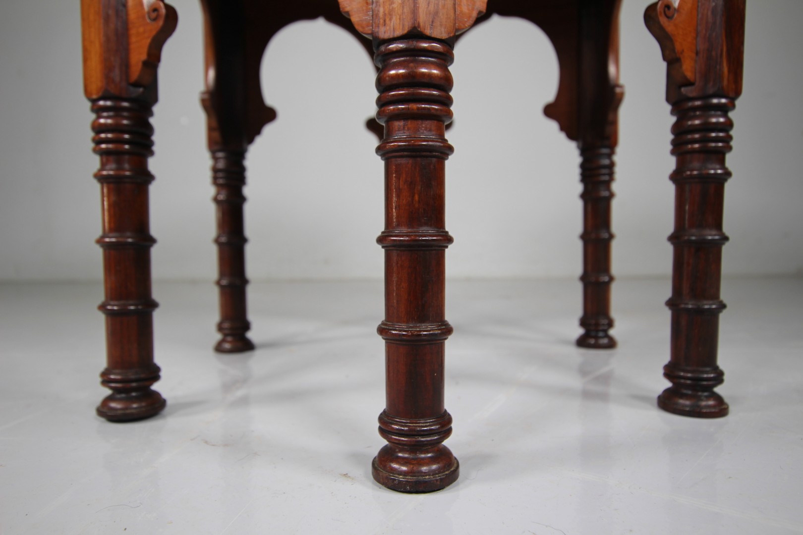 English 19th Century Antique Moorish Inspired Side Table- High Quality - Image 3