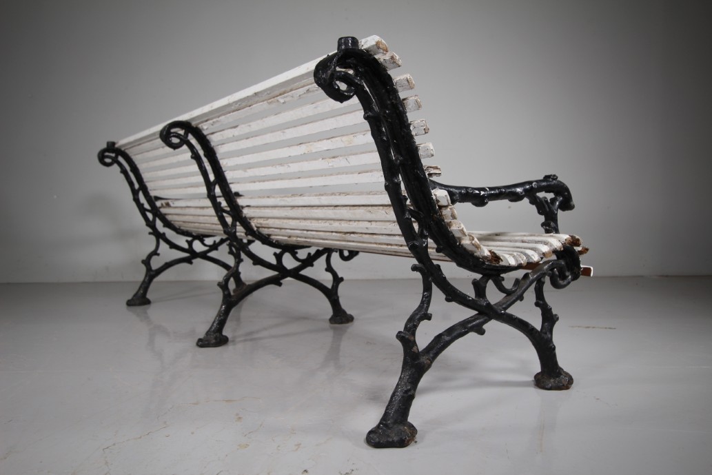 English 19th Century Garden Rustic Pattern Cast Iron Garden Bench - Image 3