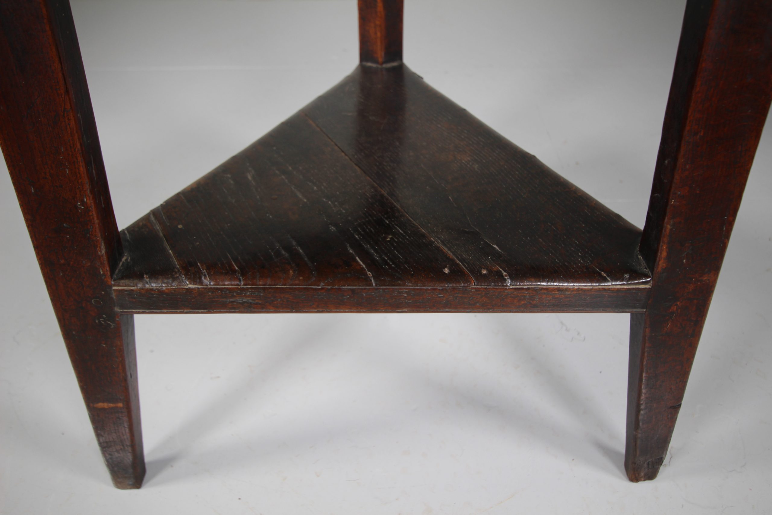 English 18th Century Antique Oak Cricket Table - Image 4