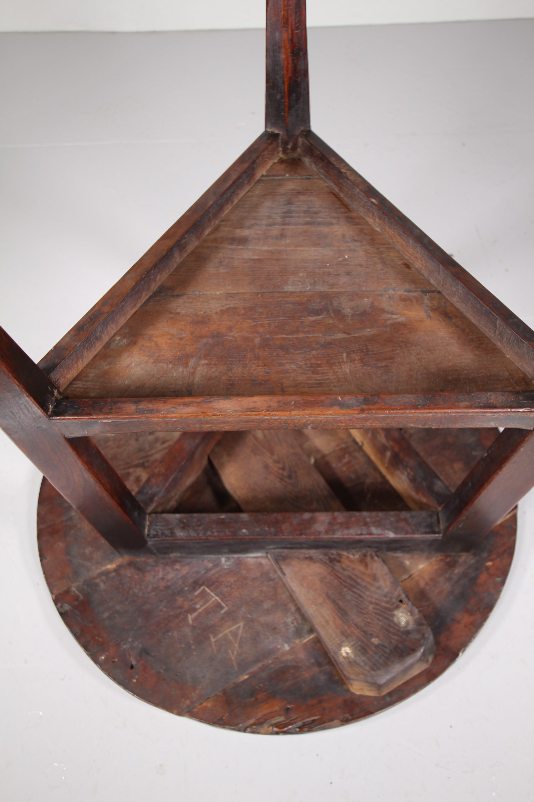 English 18th Century Antique Oak Cricket Table - Image 6
