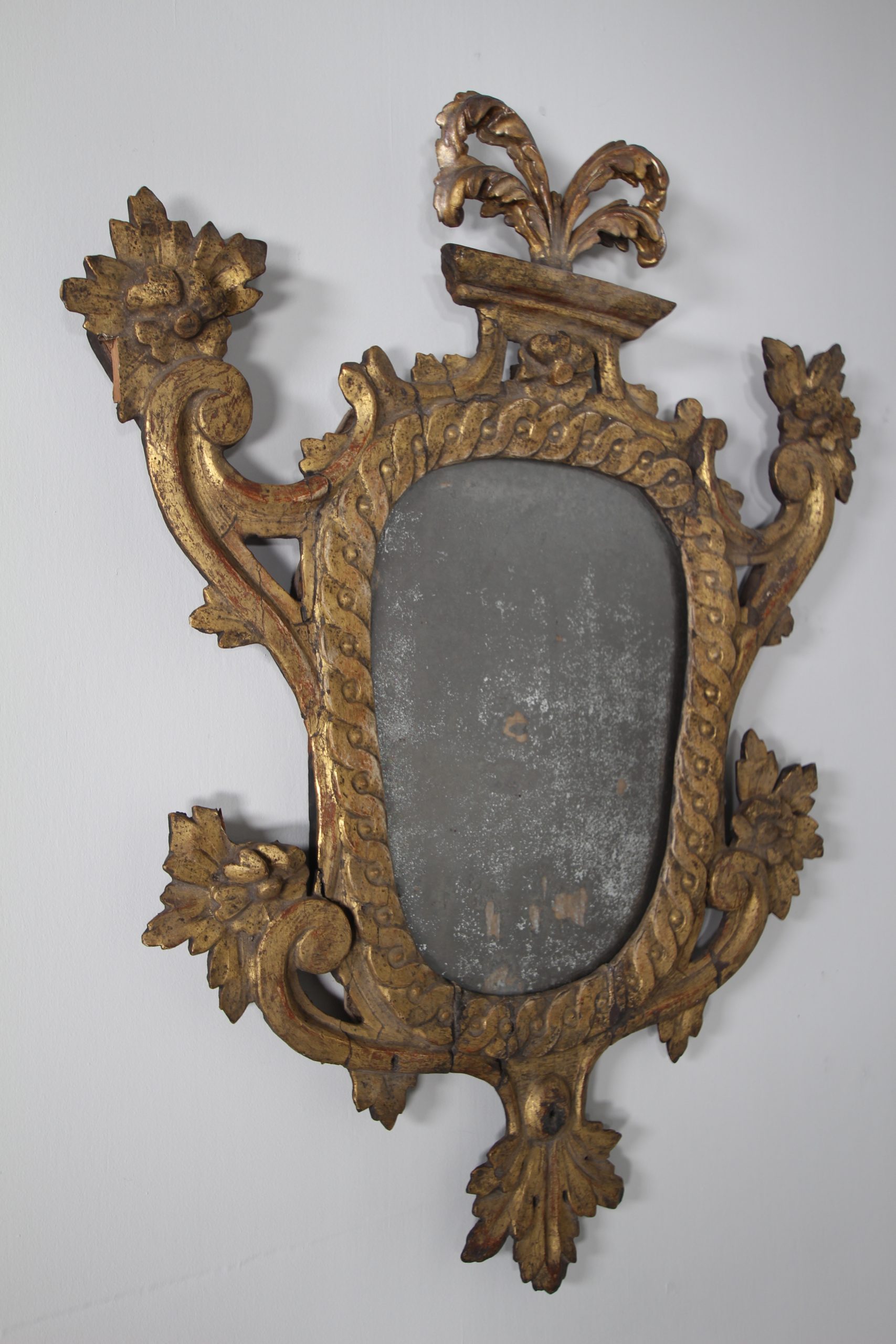 18th Century Antique Carved Wood & Gilt Decorative Wall Mirror - Image 4