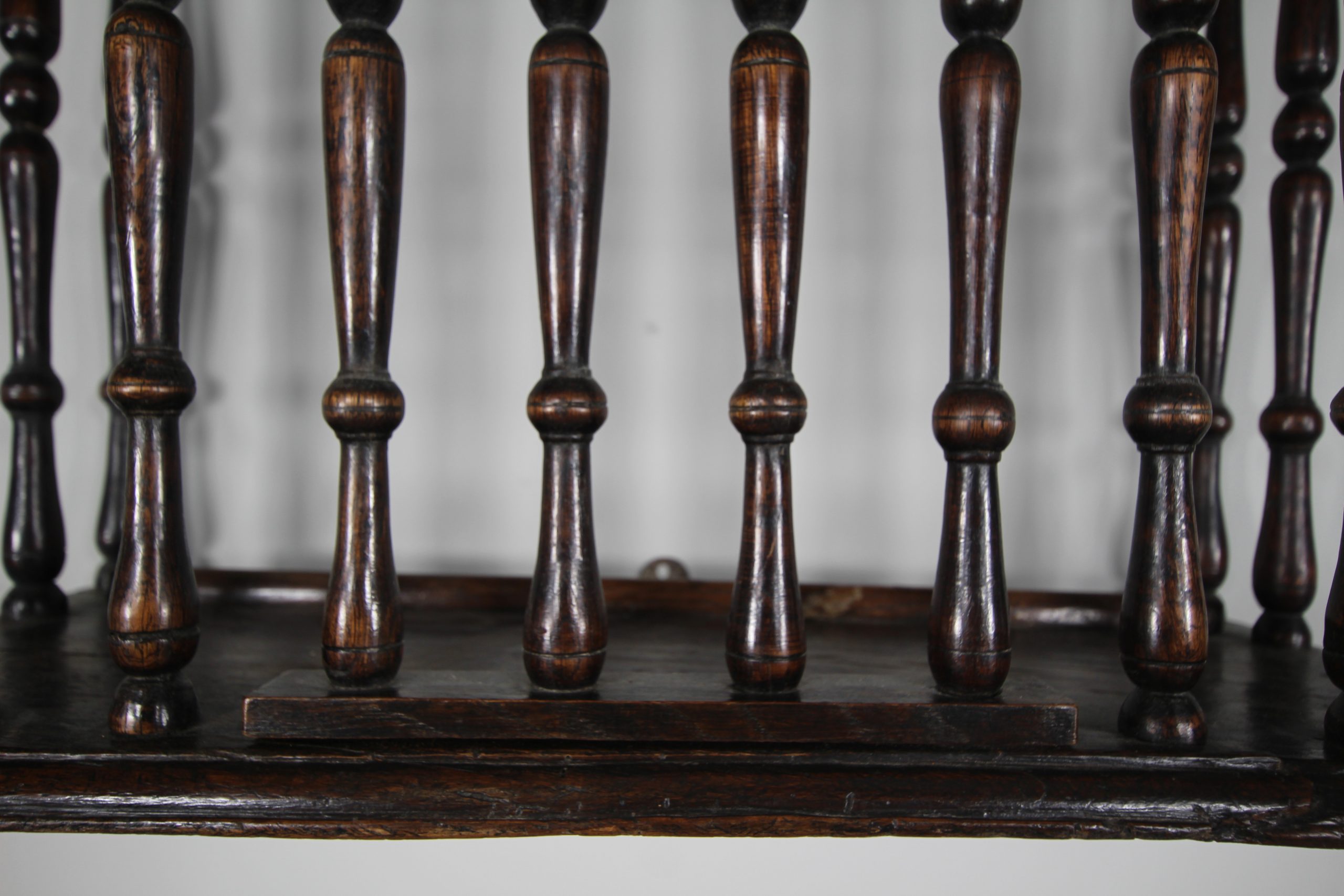Rare English 17th Century Period Oak Antique Livery Cupboard - Image 8