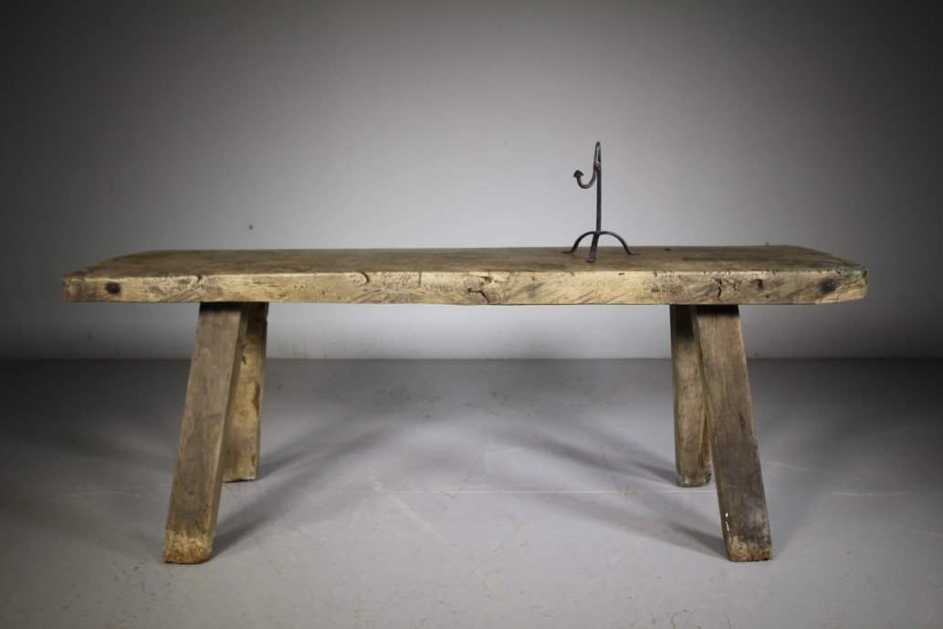 Lovely Georgian English Antique Oak Pig Bench Coffee Table