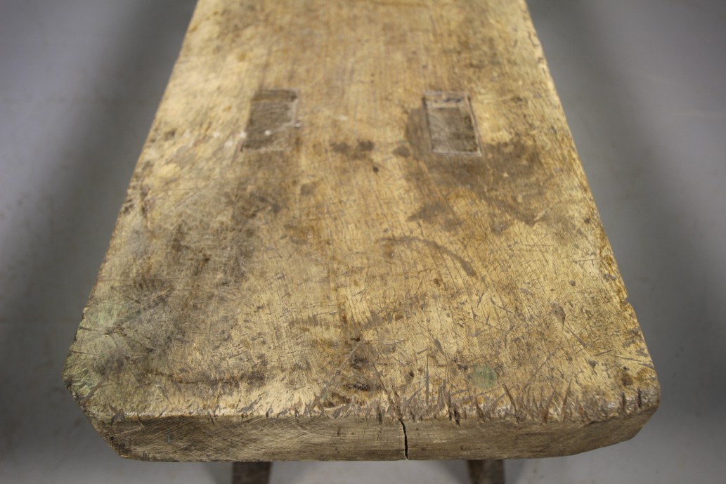 Lovely Georgian English Antique Oak Pig Bench Coffee Table - Image 3